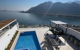 Al Dana Vitamin Sea Villa